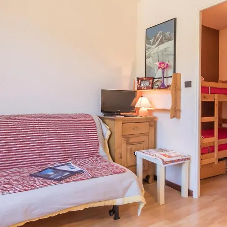Apartment Cosy Avec Balcon Sud, 3 Couchages, Montgenevre, Skis Aux Pieds, Wifi Et Menage Inclus - Fr-1-330d-14 Montgenevre